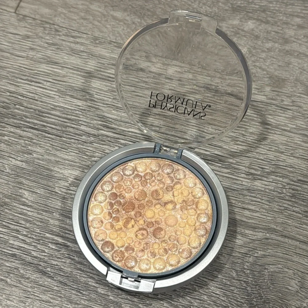 Physicians Formula Mineral Glow Pearls Light Bronze Pearl Bronzer Highlighter